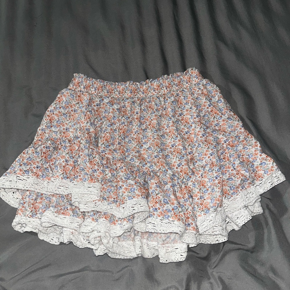 Aeropostale Floral Mini Skirt with Lace Trim